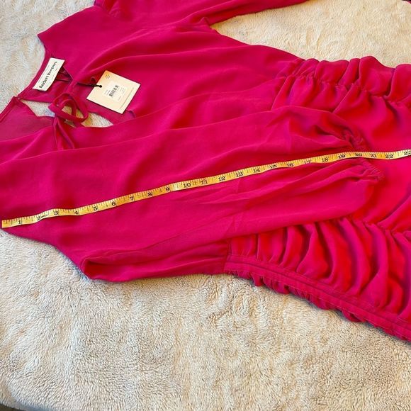 NWT Finders Keepers - Fuchsia Pink Pia Dress Rouched Long-Sleeve Minidress - M - Picture 5 of 13